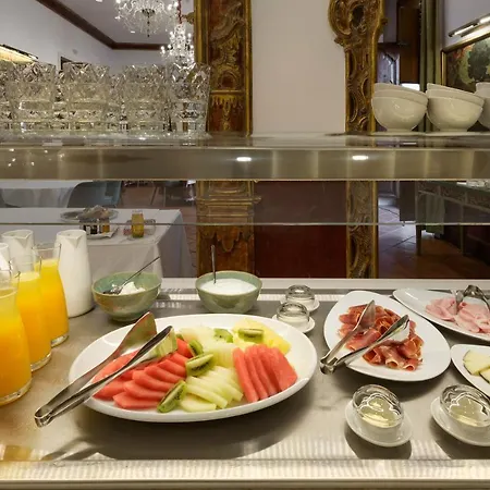 Palacio Matutano-dauden 酒店 4*