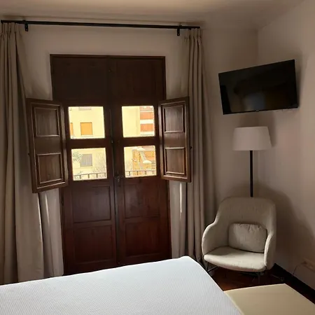 Palacio Matutano-dauden 酒店 4*